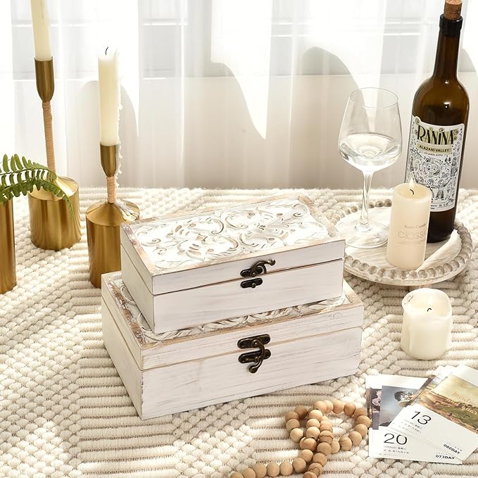 DECOR4SEASON White Wooden Storage Box Set of 2 - Distressed White-Washed Decorative Boxes with Hinged Lids - Hand Carved Solid Pine Organizer for Jewelry, Keepsakes, and Shabby Chic Home Décor