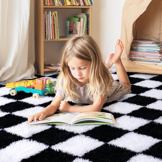 Checkered Rugs for Living Room Bedroom, 5x7 Area Rugs for Living Room, Modern Shaggy Carpets Fuzzy Rug for Boys Girls Dorm Nursery Home Decor Aesthetic, Upgrade Non-Slip Durable, Black and White