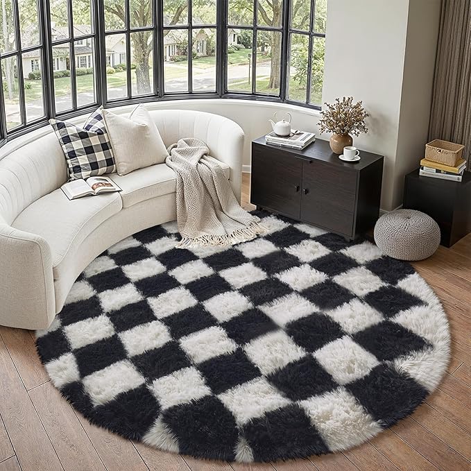 PureCozy Checkered Round Rugs 5ft for Living Room, Black and White Modern Shag Rugs Super Soft Washable Fluffy Indoor Office Carpet for Bedroom Home Dorm Aesthetic Decor