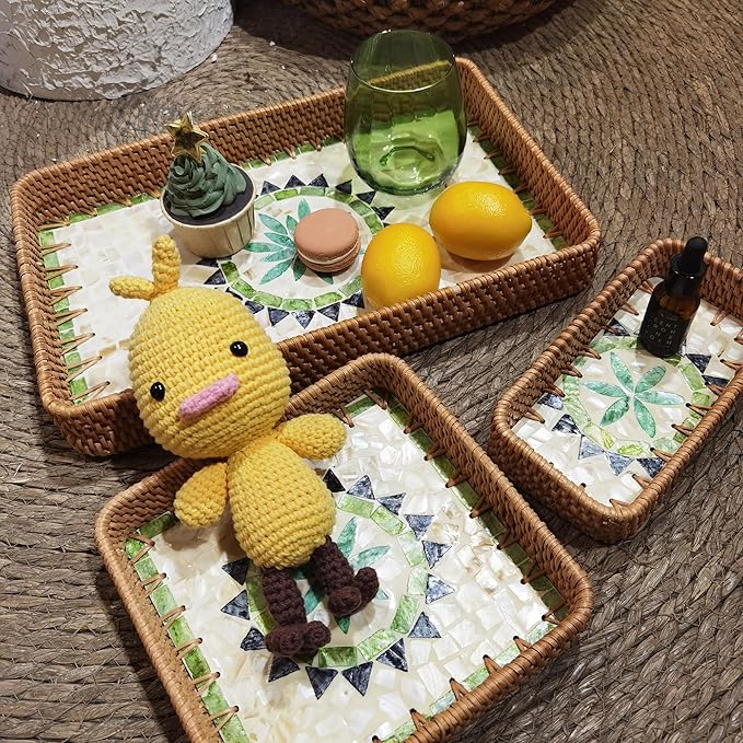 i-lan Set of 3 15" Rectangular Rattan and Mother of Pearl Serving Tray,Boho Rectangule Natural Rattan Woven Trays,Green Triangle Pattern Decorative for Entryway Kitchen Bathroom Counter