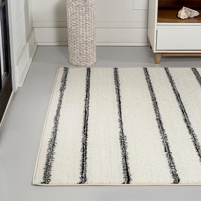 JONATHAN Y Williamsburg Minimalist Stripe Cream/Black Indoor Area Rug, 4x6, Contemporary, Modern, Easy-Cleaning for Living Room, Bedroom, Kitchen, Pet Friendly, Non-Shedding (MOH201D-4)